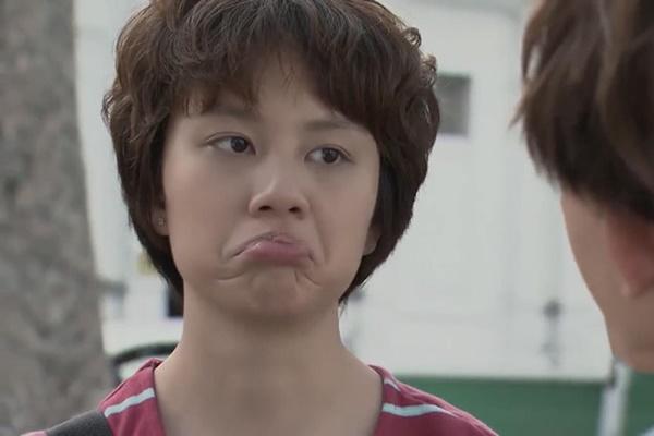 Ánh Dương của Về nhà đi con và những kiểu em gái cần có trong đời-4