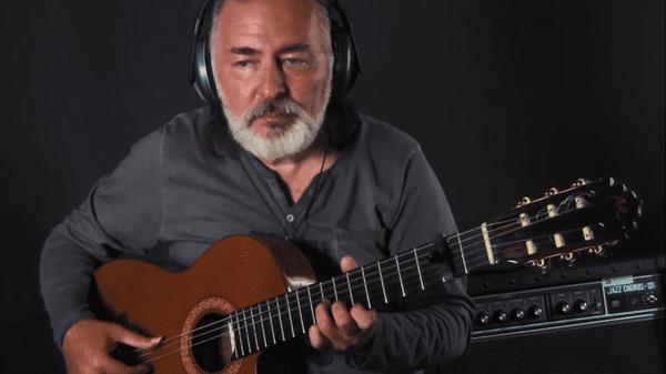 Nghệ sĩ người Nga hóa phép ca khúc Hãy trao cho anh của Sơn Tùng thành phiên bản guitar cực chất!-2