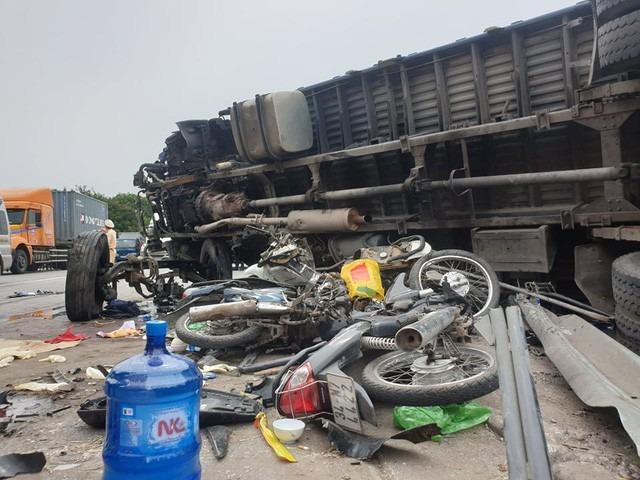 Gia cảnh khốn khó của cặp vợ chồng tội nghiệp trong vụ tai nạn thảm khốc tại Hải Dương-4