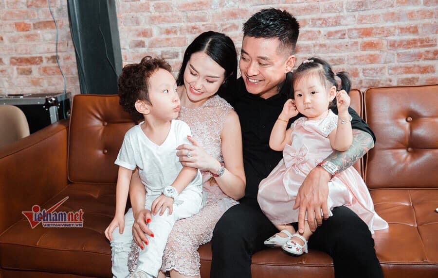 Ra ngoài hổ báo bao nhiêu, ở nhà Tuấn Hưng ấm áp bấy nhiêu khi chăm chỉ nội trợ đỡ đần vợ bầu bí-7