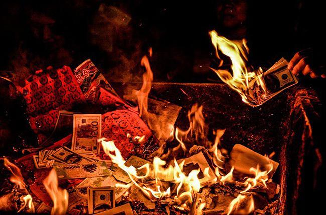 12 con giáp phải làm gì để hóa giải vận xui trong tháng cô hồn?-1