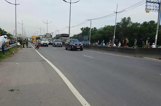 Chân dung gã thanh niên truy đuổi đâm chết người yêu ở Bình Chánh-3