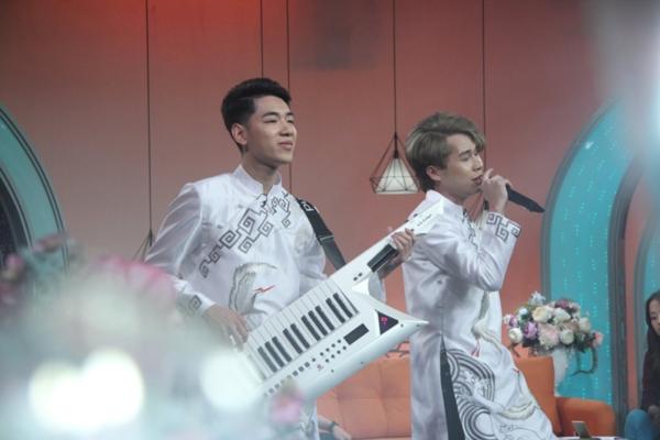 MC Bữa trưa vui vẻ bị chỉ trích dữ dội vì phát ngôn kém duyên với K-ICM và Jack trên sóng trực tiếp-1