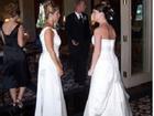 Bà mẹ chồng 'bá đạo' nhất thế giới: Mặc váy cưới 'giành' spotlight của con dâu trong lễ kết hôn