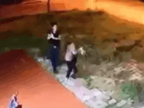 Súng nổ liên tiếp khi cướp xông vào ngân hàng Vietcombank ở Thanh Hóa-3