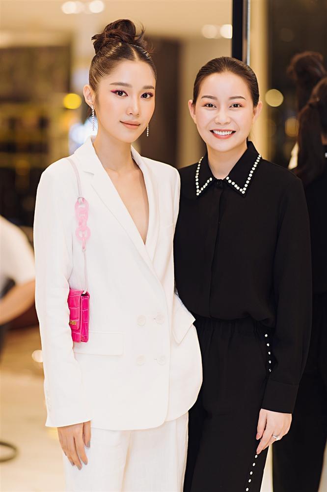 Ở tuổi 43, siêu mẫu đình đám một thời Vũ Cẩm Nhung trẻ đẹp không ngờ-7