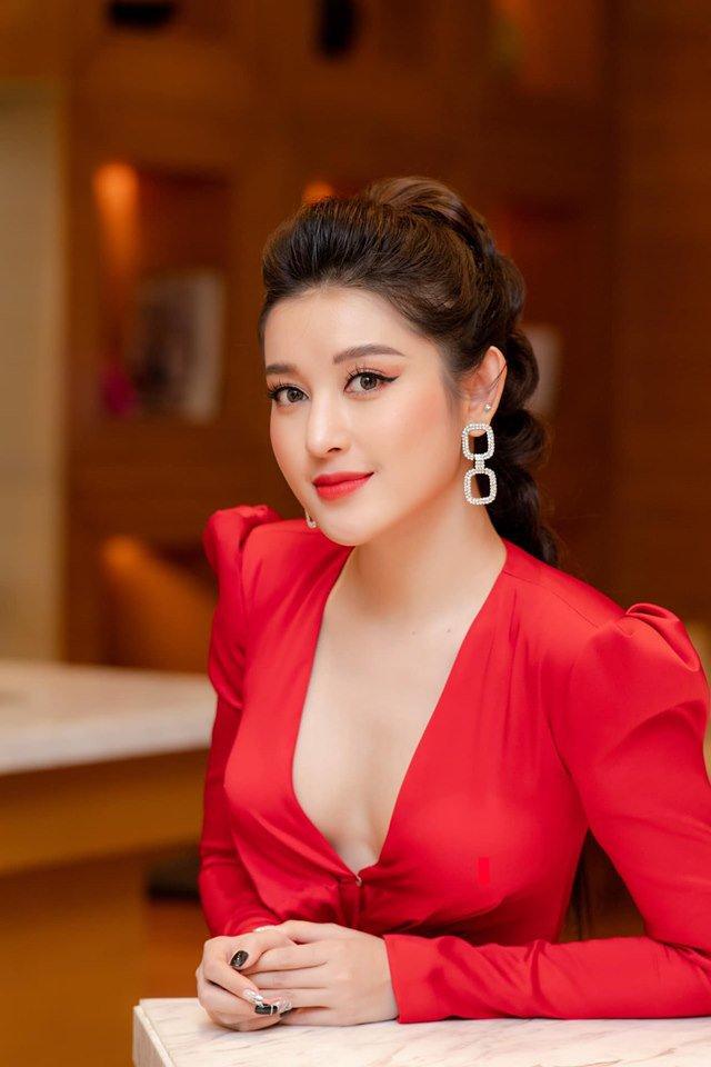 Huyền My khoe cận cảnh gương mặt tuyệt đẹp nhưng hàng lông mi lại trông hơi giả?-7