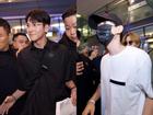 Ji Chang Wook cười vui vẻ, Super Junior kẹt giữa vòng vây của fan Việt