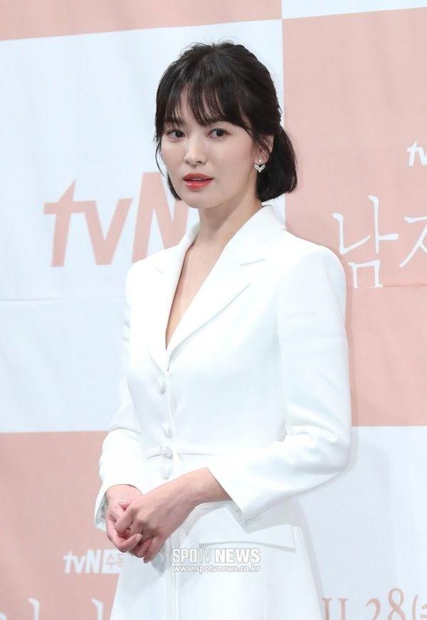 Knet ghét cay ghét đắng Song Hye Kyo, tẩy chay mỹ nhân khỏi làng giải trí Hàn Quốc-1