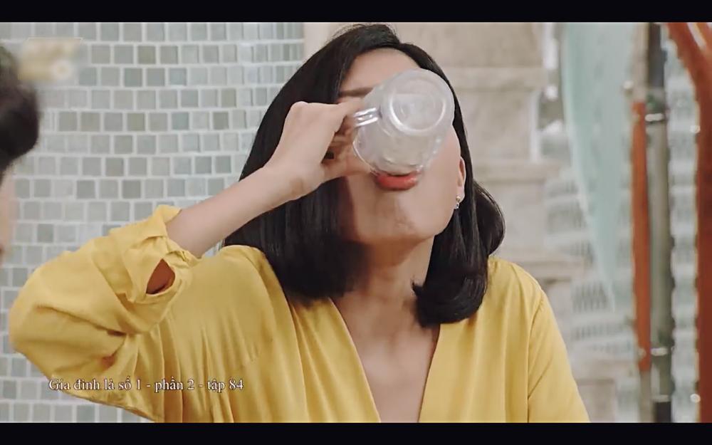 Thúy Diễm bị điện giật, gãy răng vì thích chứng tỏ trong Gia đình là số 1-4