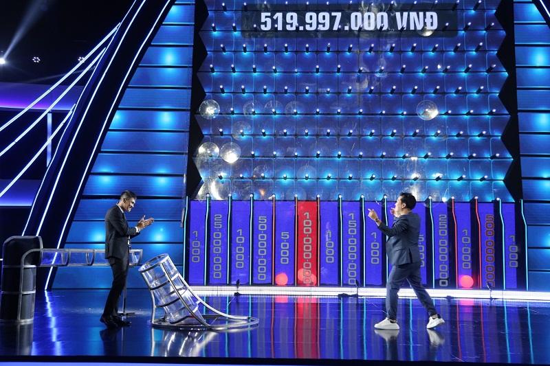 Lỡ đặt bút ký hợp đồng giao ước, Thủy Tiên - Công Vinh mất trắng nửa tỷ khi tham gia gameshow-5