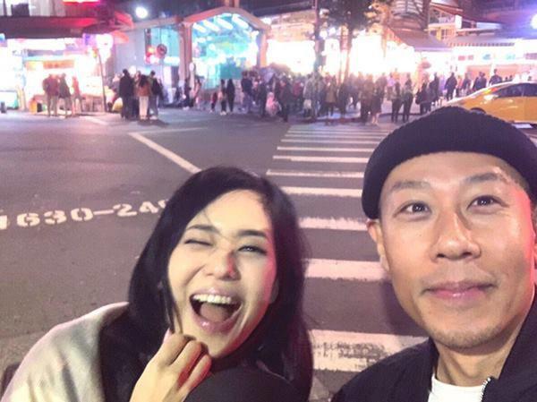 10 năm đóng cảnh nóng vẫn lấy được chồng, nữ hoàng phim người lớn viên mãn đón song thai-4