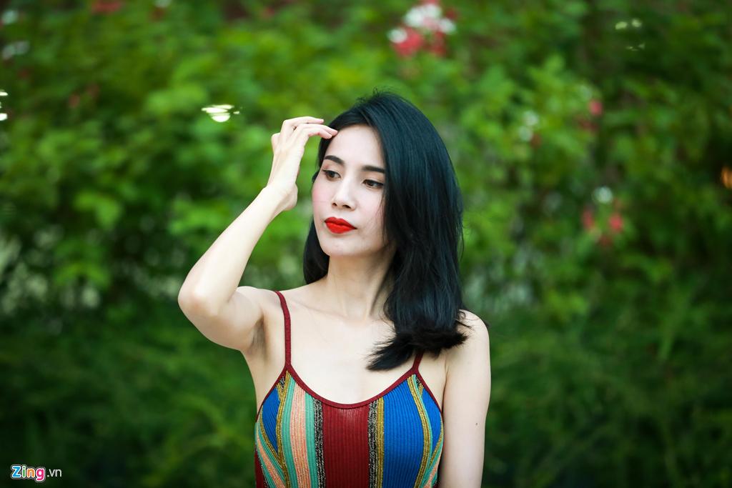 Thủy Tiên tiết lộ sở hữu biệt thự, xe sang và hàng chục tỷ ở tuổi 34-6