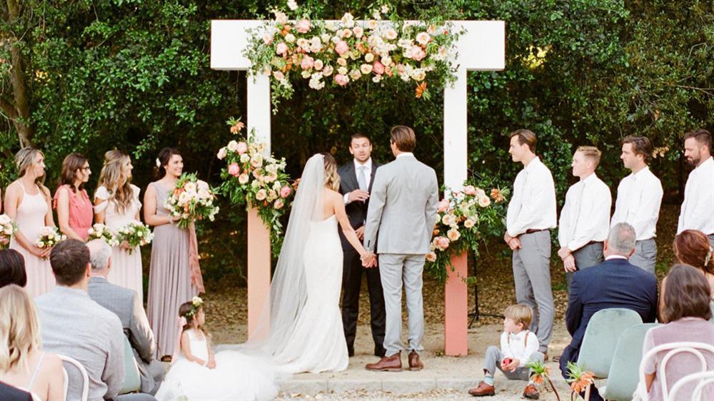 Vì sao lễ cưới Cường Đô La, Đàm Thu Trang cấm trẻ em dưới 5 tuổi?-2