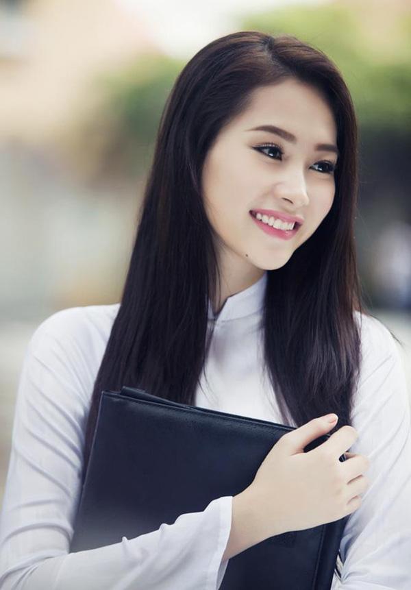 2 lần xuống tóc là 2 lần Đặng Thu Thảo gây bão với nhan sắc lão hóa ngược-6