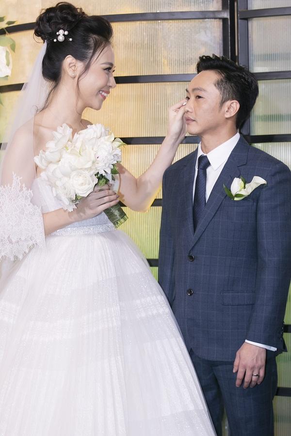 Đại gia Minh Nhựa cùng dàn sao đình đám tưng bừng đi ăn cưới Cường Đô La - Đàm Thu Trang-2