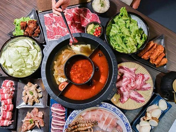 7 quán bánh tráng nướng giòn tan, nóng hổi cho ngày mưa Đà Lạt-8