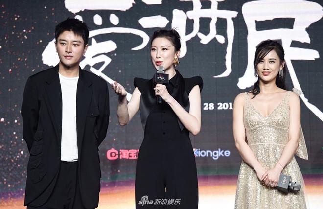 Dàn sao vướng ồn ào tình ái cùng xuất hiện trên thảm đỏ ở Bắc Kinh-6