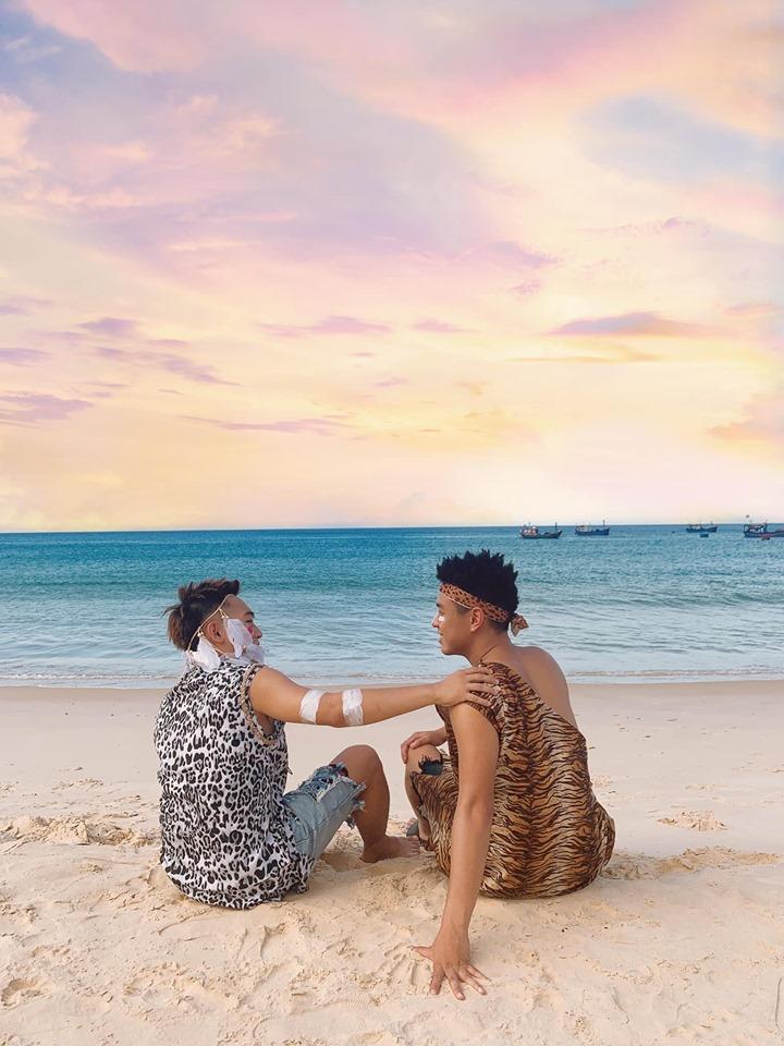 Midu đốn tim fans với khoảnh khắc siêu dễ thương cùng Ngô Kiến Huy ở hậu trường-8