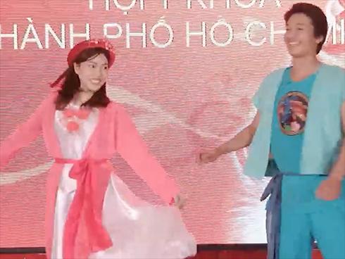 Dù thả thính hoài không dính, Isaac vẫn mê tất cả mọi thứ thuộc về Diệu Nhi-10