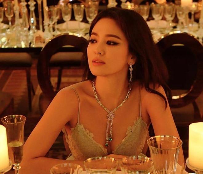 Song Hye Kyo cảnh cáo 9 tờ báo đưa tin cô thay bồ như thay áo-2