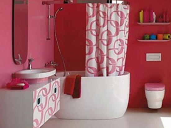 Xây nhà vệ sinh kiểu này khiến cho gia chủ nghèo mạt vận làm mãi vẫn khổ