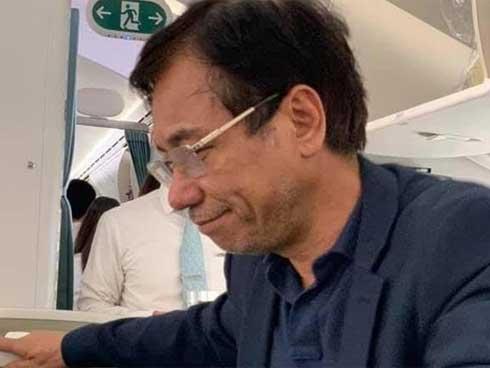 Sàm sỡ trên máy bay, ông Vũ Anh Cường đến nhà xin lỗi vợ chồng nữ hành khách-2