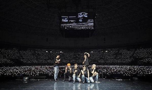 Khép lại 6 đêm concert tại Seoul, có bao nhiêu lượt khán giả đêm xem EXO diễn với đội hình 6 người?-2