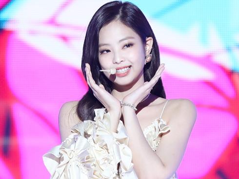 Jennie (Black Pink) và những nữ rapper sở hữu giọng hát hay của Kpop-1