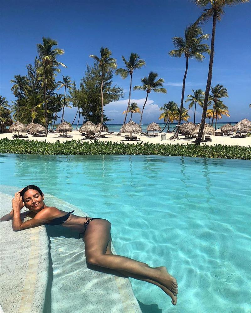 Bản tin Hoa hậu Hoàn vũ 30/7: Hoàng Thùy lộ vòng 1 to bất thường, vướng nghi án trùng tu để thi quốc tế-7