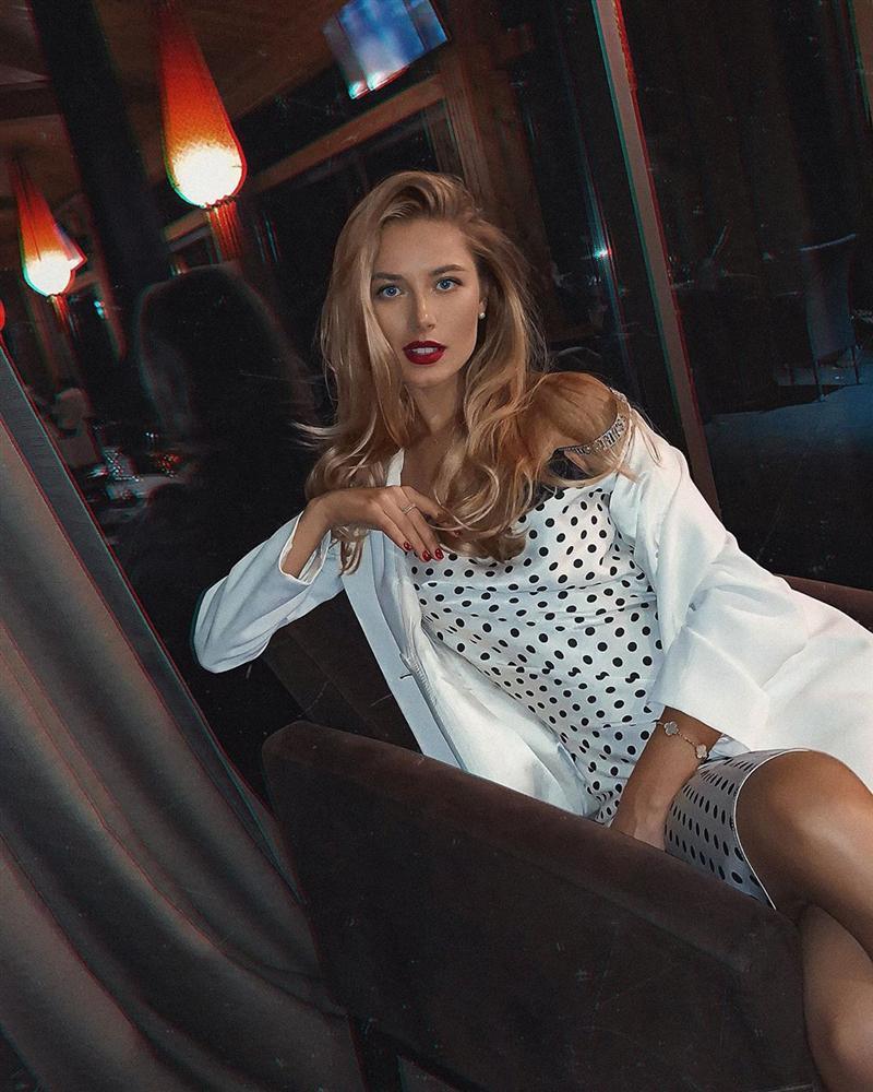 Bản tin Hoa hậu Hoàn vũ 30/7: Hoàng Thùy lộ vòng 1 to bất thường, vướng nghi án trùng tu để thi quốc tế-11