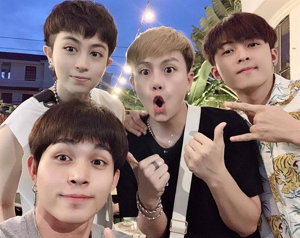 Đâu chỉ Kỳ Duyên mới có thuật phân thân, hãy xem Jun Phạm trổ tài xuất sắc không kém!-1