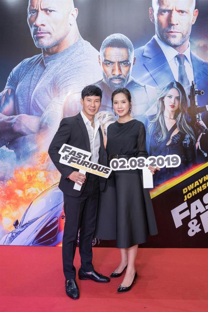 Khánh My lái siêu xe tuyệt đẹp cùng dàn sao Việt đến ra mắt ngoại truyện Fast & Furious-3