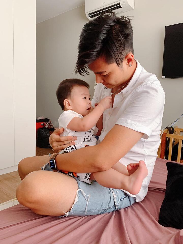 Lạ thay, con trai Lâm Khánh Chi càng lớn càng giống bố dù không cùng máu mủ-3