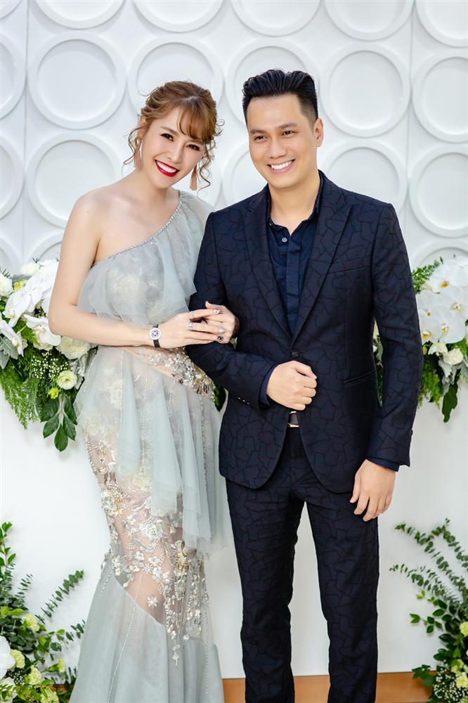 Quế Vân tiết lộ chi phi phí khủng Việt Anh chi trả cho cuộc đại tu nhan sắc, dân mạng thở dài: Sai quá sai-3