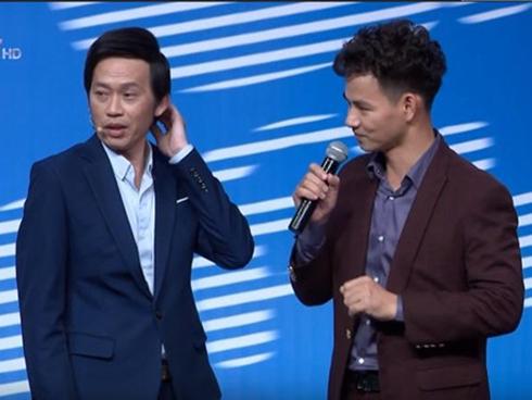 Lột áo khoe body đuông dừa, Trấn Thành yêu cầu Quang Trung mát-xa trên sóng truyền hình-2