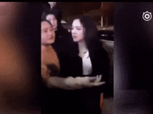 Xôn xao gái xinh tự nhận là 'tiểu tam', thuê người quay clip bị đánh ghen để được nổi tiếng