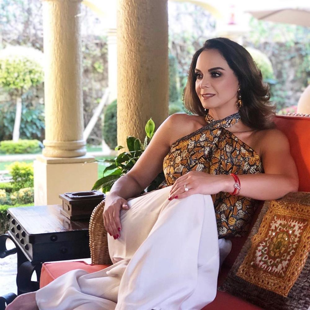 Bản tin Hoa hậu Hoàn vũ 31/7: Bóc tem giày cao gót huyền thoại Hoàng Thùy vừa tậu để so tài đối thủ quốc tế-4