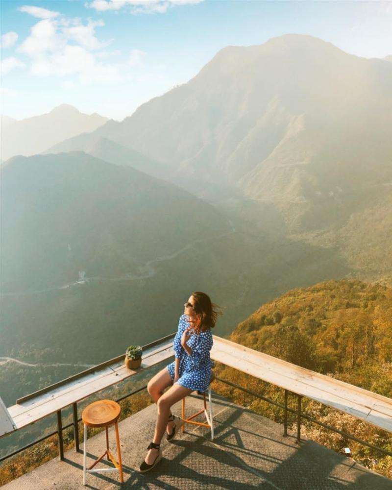 Góc sống ảo săn mây đình đám trên đèo Ô Quy Hồ trước khi bị tháo dỡ-3