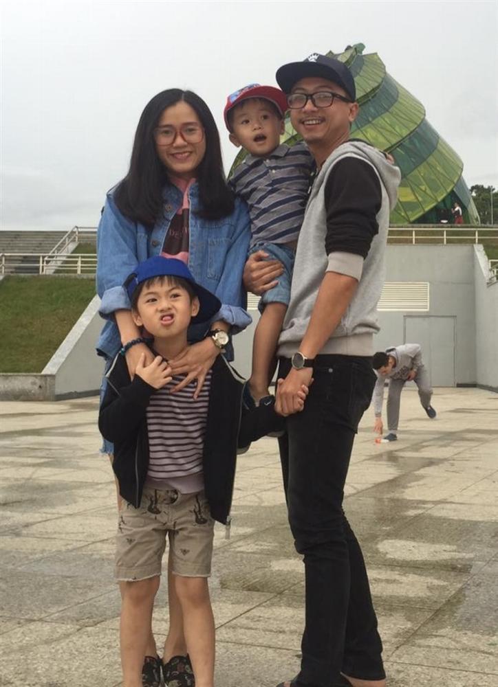 Cuộc sống của gia đình Lâm Vỹ Dạ - Hứa Minh Đạt sau 9 năm kết hôn-6