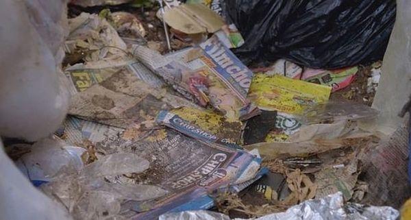 Cho thuê nhà, ông chủ hoảng hốt khi thấy nhà chẳng khác gì bãi rác ngập ngụa trăm thứ đồ, phải tốn tới hơn 170 triệu để dọn sạch-4