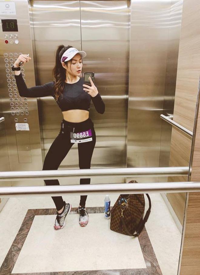 Xôn xao loạt ảnh gái xinh khoe vòng 3 khủng trên du thuyền, nhưng đời thường còn choáng váng hơn nhiều-7