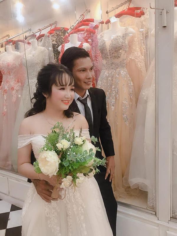 Thánh comment dạo Lộc Idol khoe ảnh chụp bên cô dâu xinh đẹp khiến dân mạng ngã ngửa-2