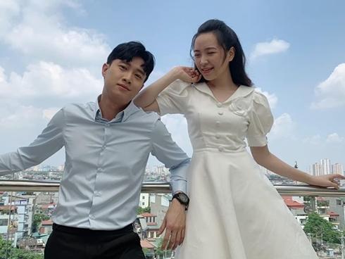 'Về Nhà Đi Con' ngoại truyện: Xuất hiện bóng hồng mới tình tứ bên Vũ