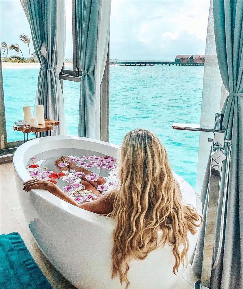 Chi 400 USD/đêm ngủ giữa đại dương, ngắm bình minh ở Maldives-3