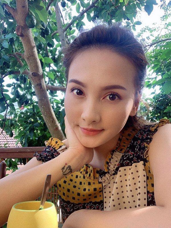 Cùng nhau selfie, Thư và Nhã tiểu tam khẳng định nhan sắc một chín một mười-3