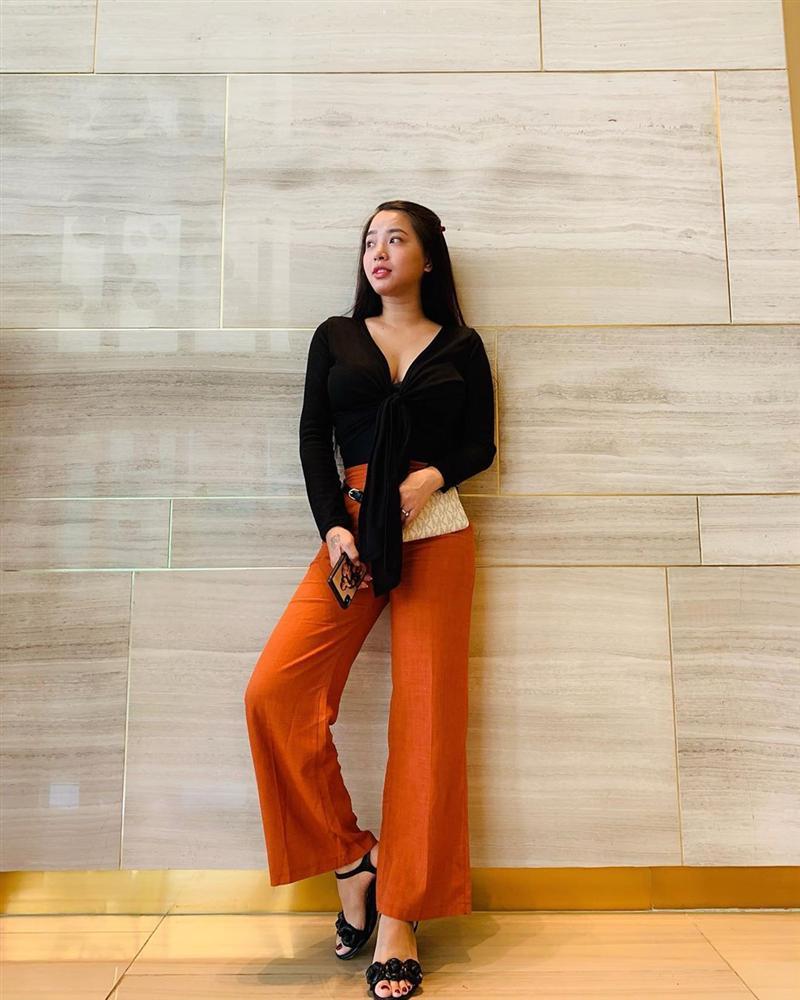 Isaac hôn trán Khả Ngân trong tiệc sinh nhật làm dấy lên nghi án yêu đương-4