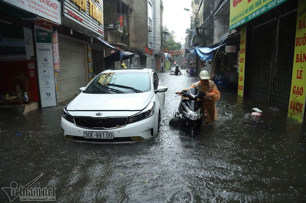 Thời tiết 3 ngày tới, Hà Nội mưa rất to, nguy cơ ngập úng-1