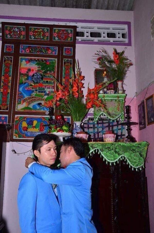 Đám cưới của cặp đồng tính nam khiến dân tình ngưỡng mộ, đồng loạt gửi lời chúc phúc đầu bạc răng long-1