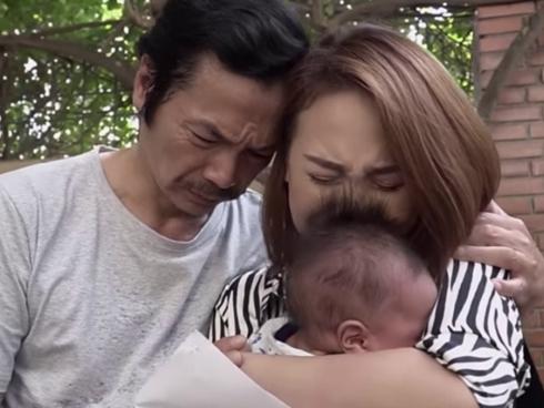 Ông Sơn rơi nước mắt hối hận vì đã trách oan Vũ trong tập 79 'Về Nhà Đi Con'